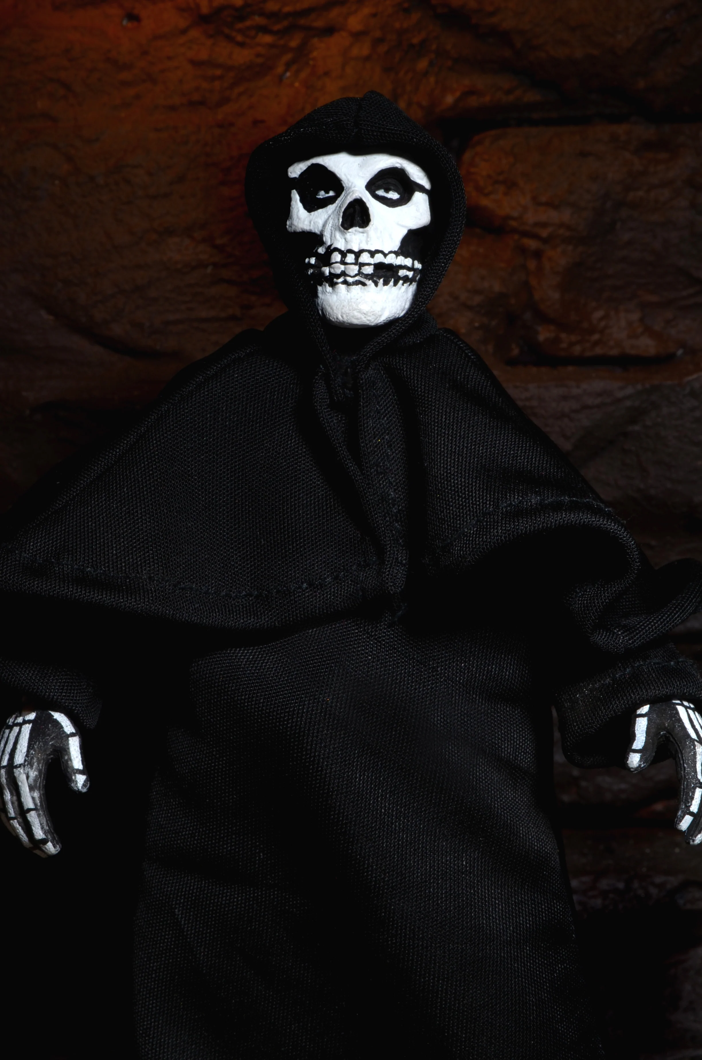 Misfits Fiend 8" Clothed Action Figure - Black - Image 5