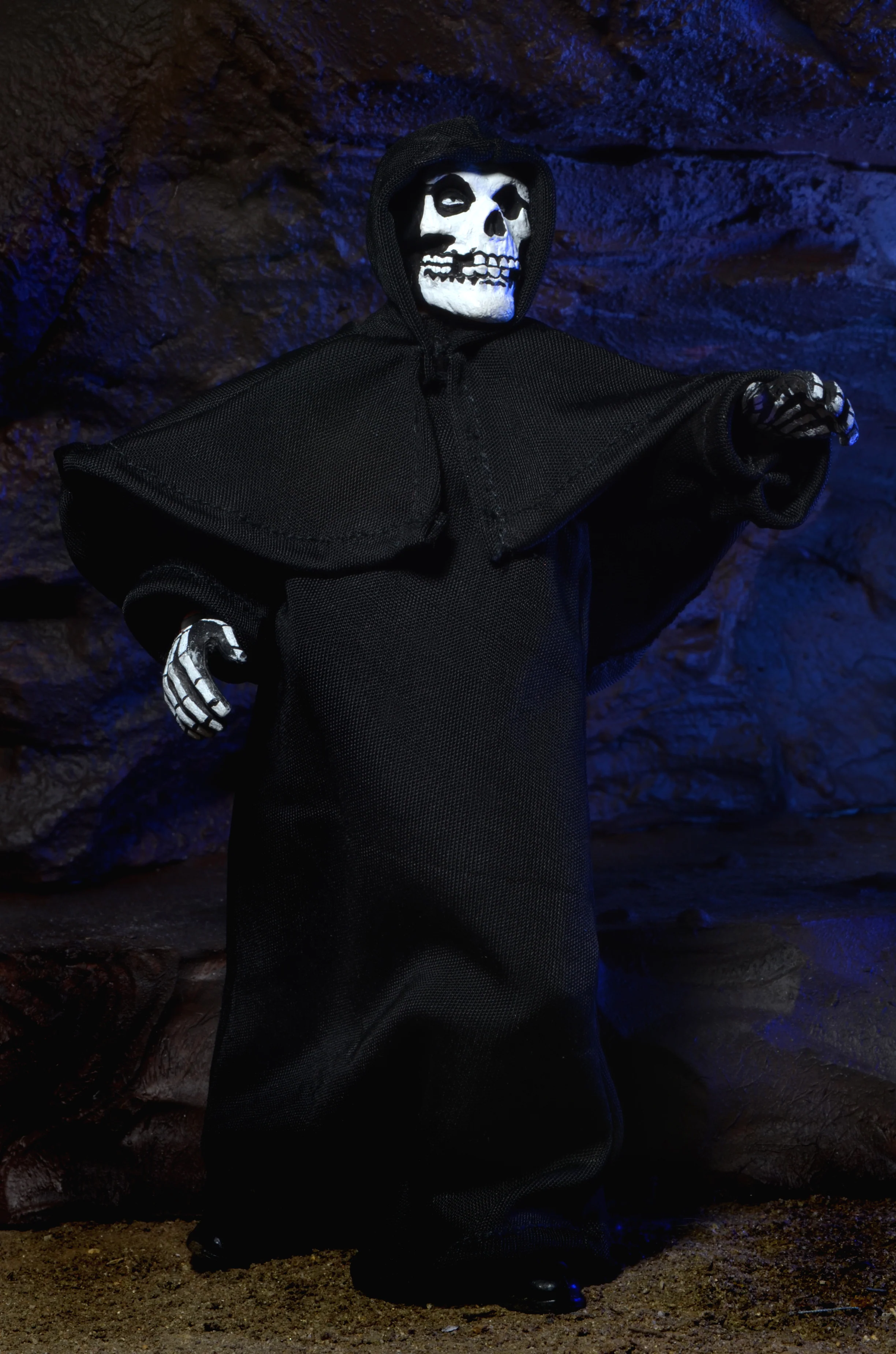 Misfits Fiend 8" Clothed Action Figure - Black - Image 6