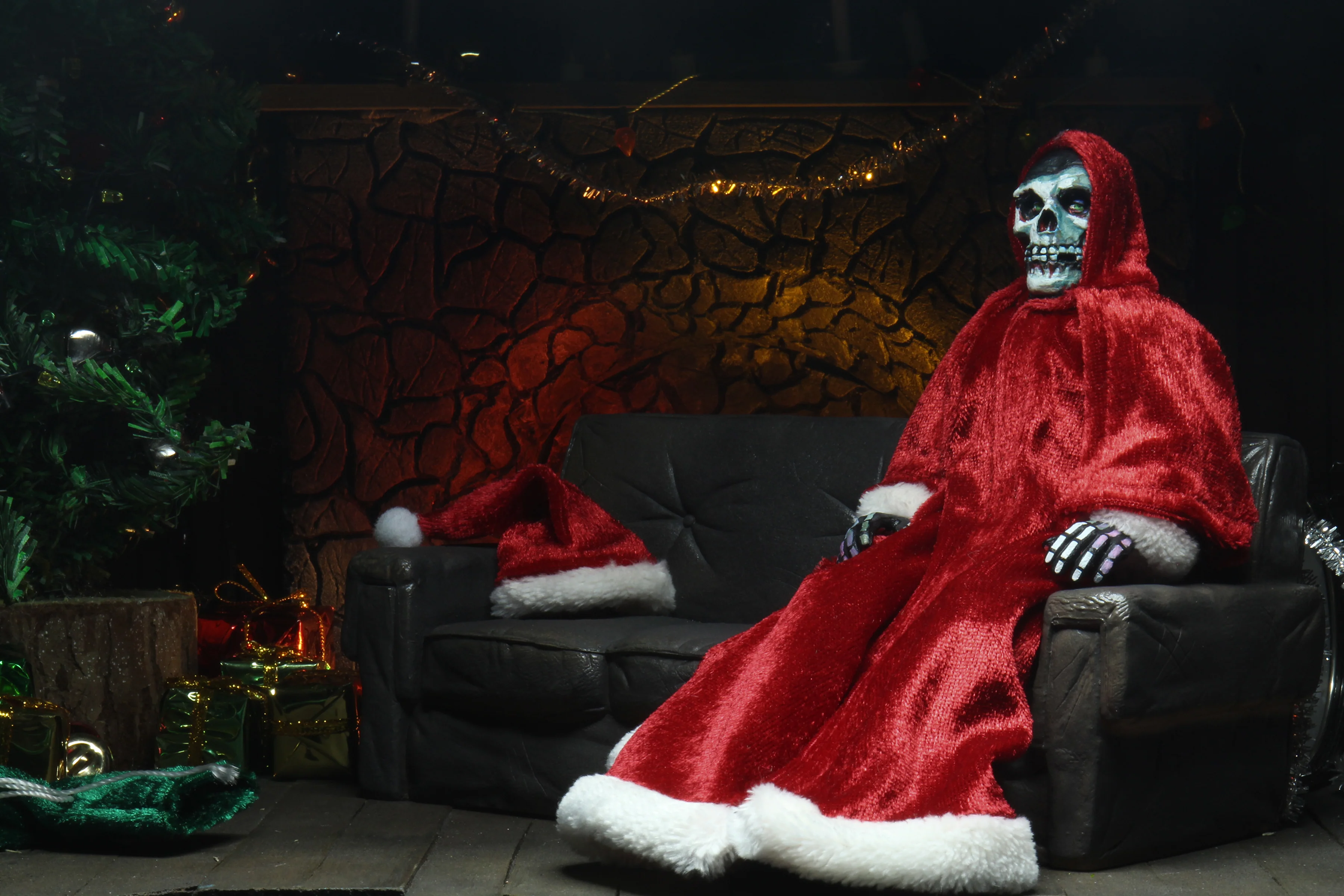 Misfits "Holiday Fiend 8" Clothed Action Figure - Image 12