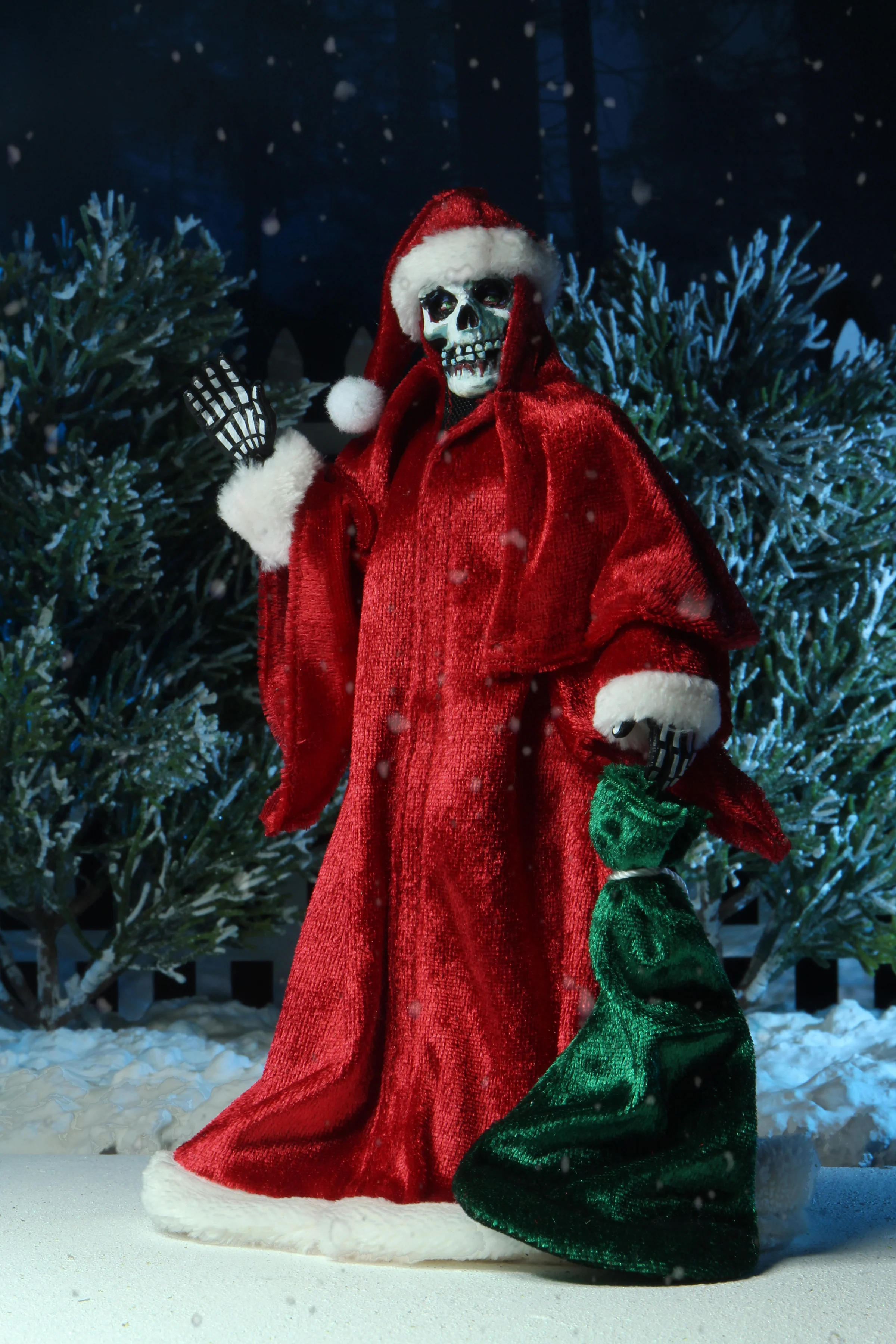 Misfits "Holiday Fiend 8" Clothed Action Figure - Image 5